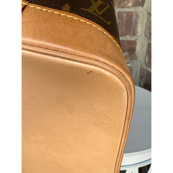 Louis Vuitton Alma Monogram PM 53234 - Picture 7 of 14